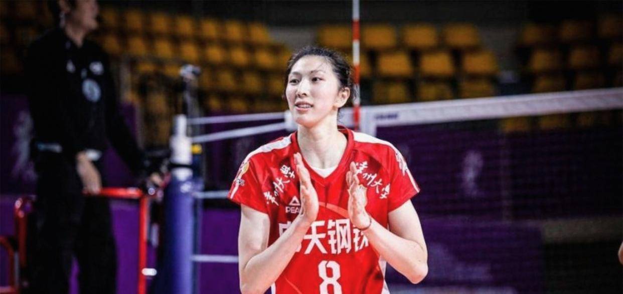 江苏女排半决赛逆袭天津，吴梦洁关键扣杀助球队挺进决赛